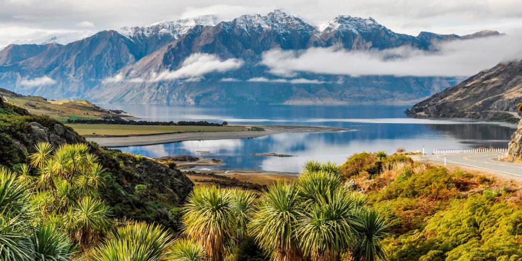 lac wanaka avec les montaignes